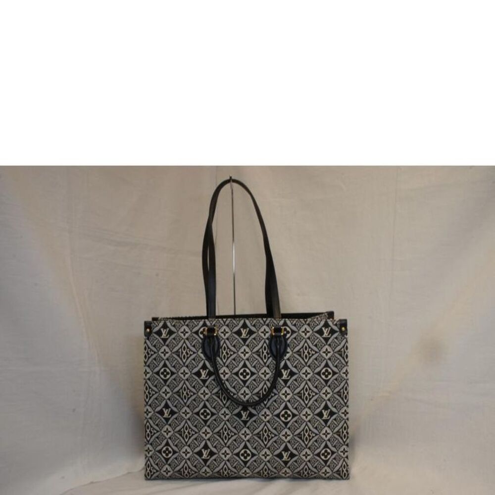 Louis Vuitton On-the-go GM Tote Bag - Picture 2 of 5